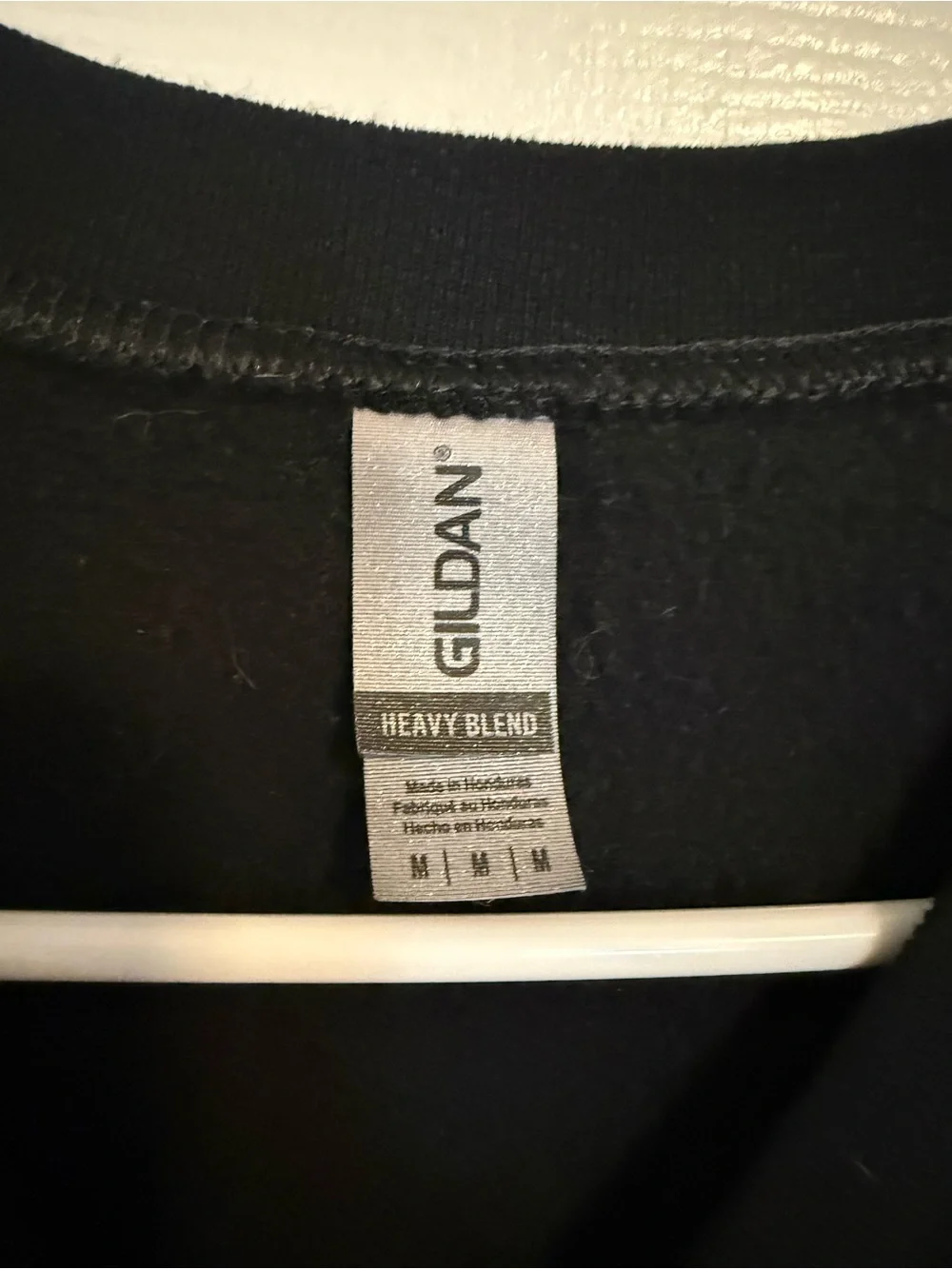 Gildan skirts centered black
